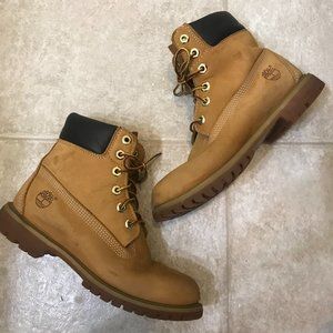 Women's 6-inch Timberland Waterproof Boots Size7M
